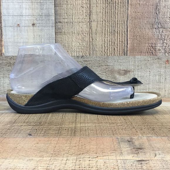 Ecco Sandals Womens 41 Black Thong Black Leather Buckle Strap Flip Flop 10-10.5 - Picture 8 of 16